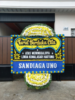 Papan Bunga Duka di Silahisabungan